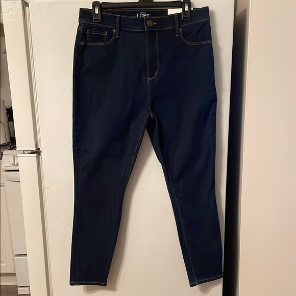 LOFT Denim - Ann Taylor LOFT Women’s Size 10P High Rise Skinny Ankle Dark Rinse Blue Jeans